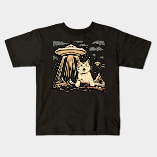 Shocked Cat and UFO Invasion Kids T-Shirt